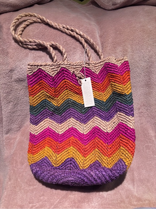 Mar Y Sol Handbags - Mar Y Sol Handmade Chevron Raffia Tote Bag NWT – Colorful Rainbow Bag